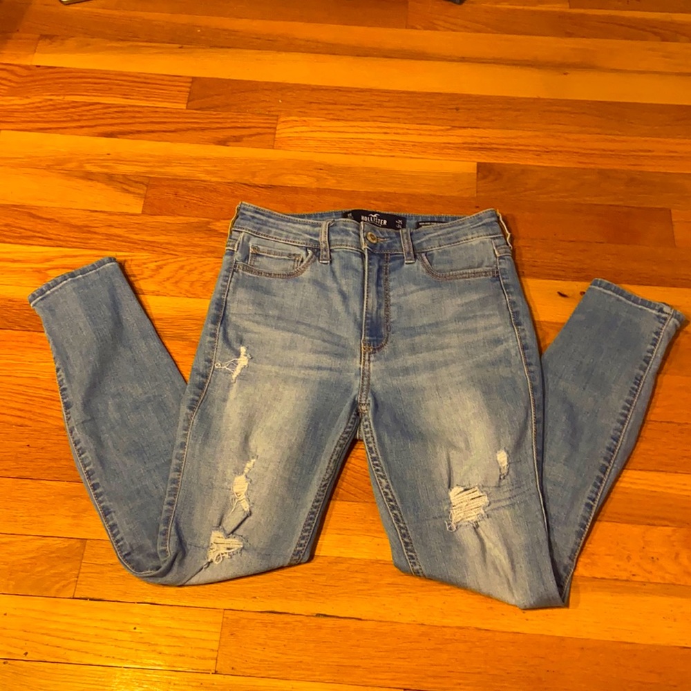 hollister high-rise crop super skinny jeans!